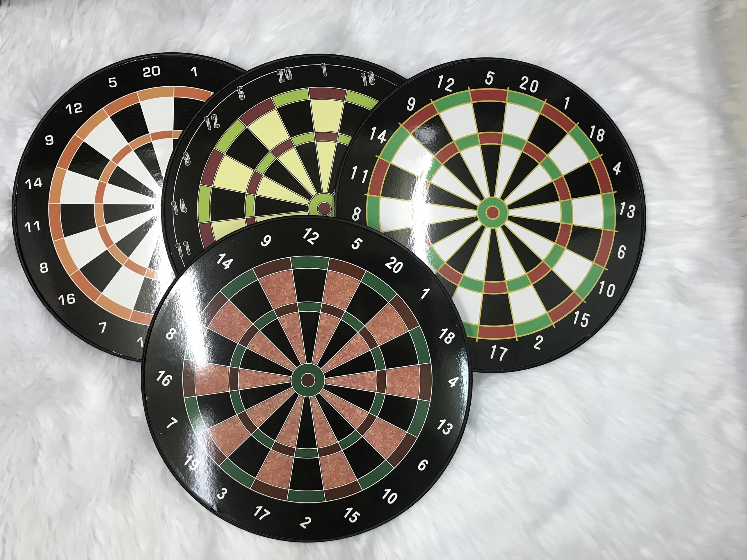 Bảng phi tiêu 40cm + 6 phi tiêu nam châm