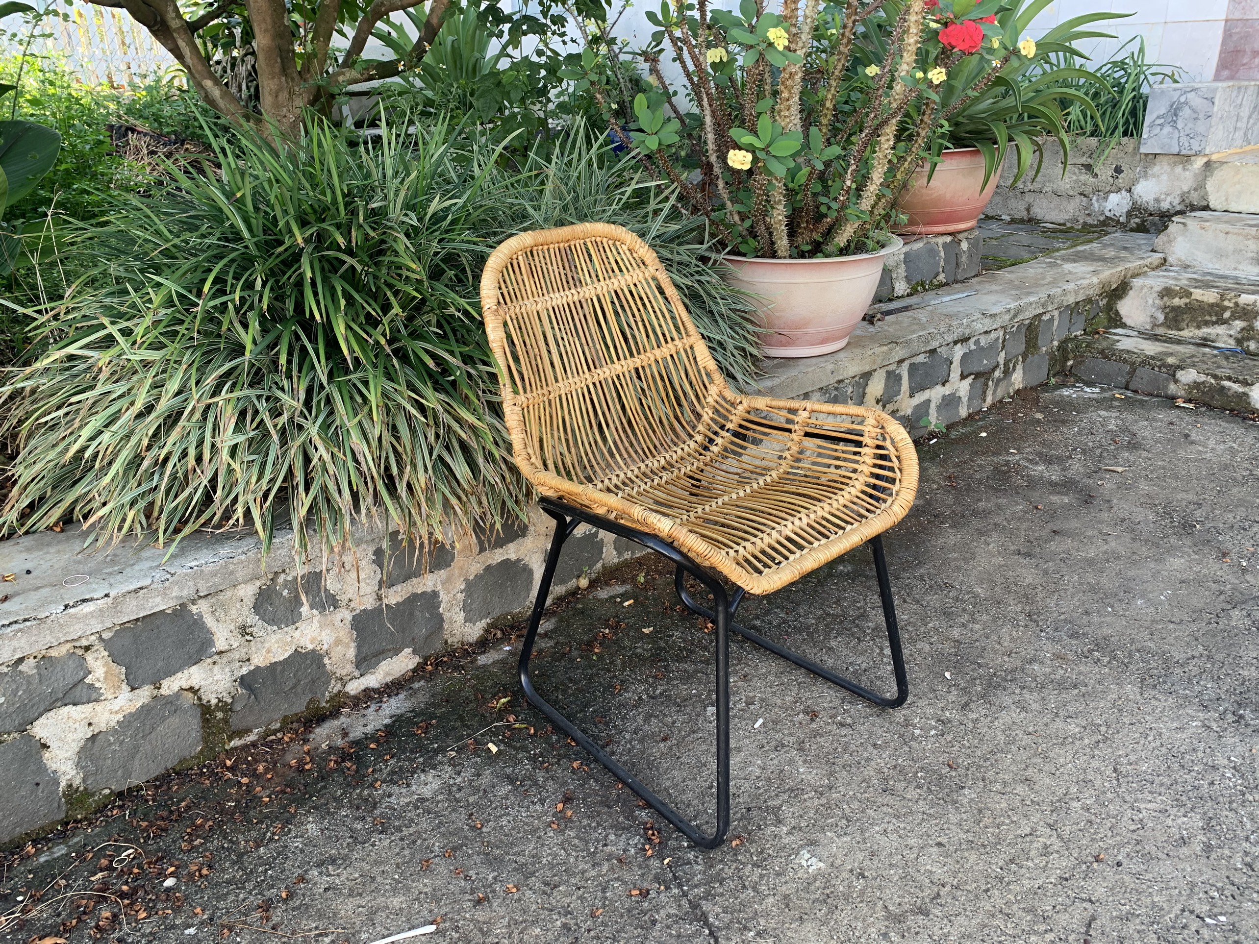 Ghế Mây Chân Sắt Thiết Kế 2021- Rattan Chair With Iron Leg- CH0079