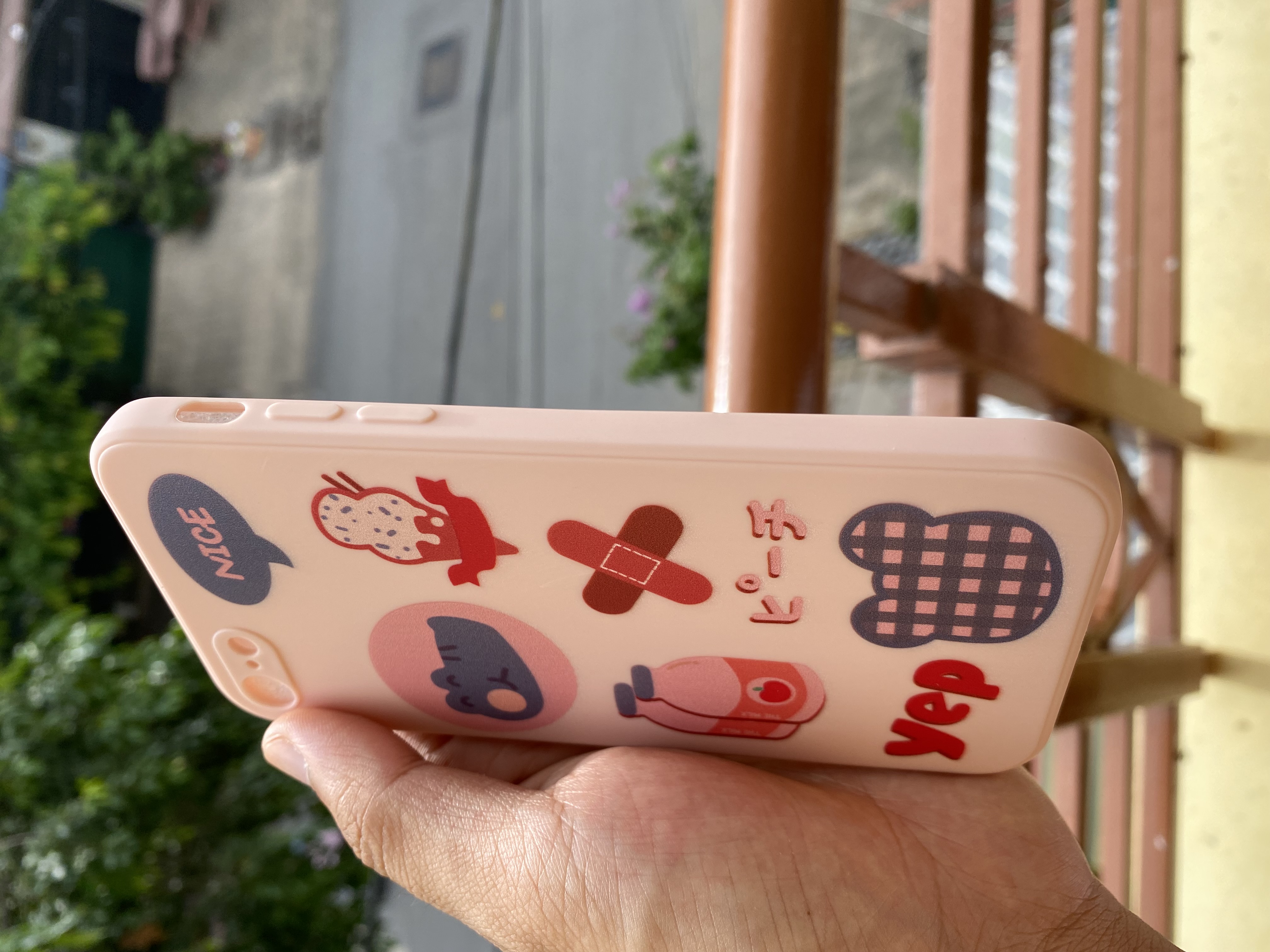 Ốp Lưng iPhone Cạnh Vuông Cá Sấu Hồng Dành Cho iPhone 6 / 6 Plus / 7 / 7 Plus / 8 / 8 Plus / X / Xs / Xs Max / 11 / 11 Pro / 11 Pro Max / 12 / 12 Pro / 12 Pro Max