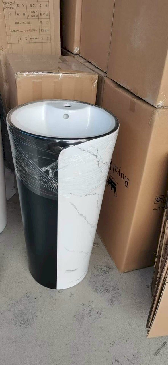 FREESHIP Lavabo trụ đứng đặt sàn màu trắng đen có họa tiết kiểu tròn thiết kế sang trọng cho gia đình ,khách sạn