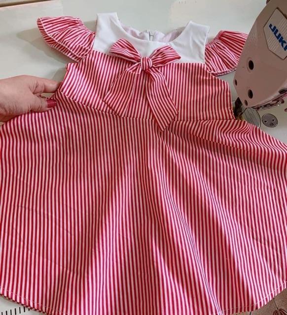 Váy kẻ hàn quốc