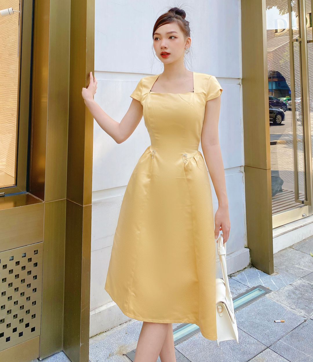 Đầm xòe cổ vuông phối phụ kiện eo dễ thương D056- Lady Fashion