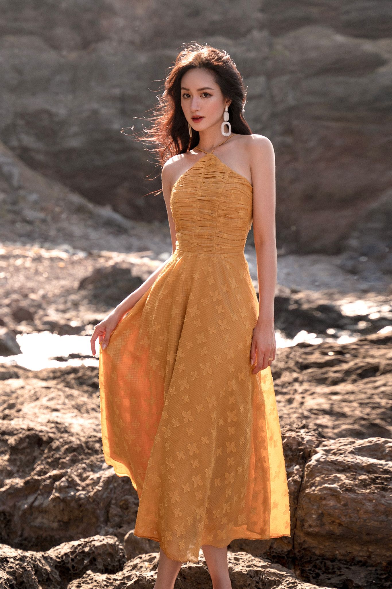 OLV - Đầm Honey Halter Dress