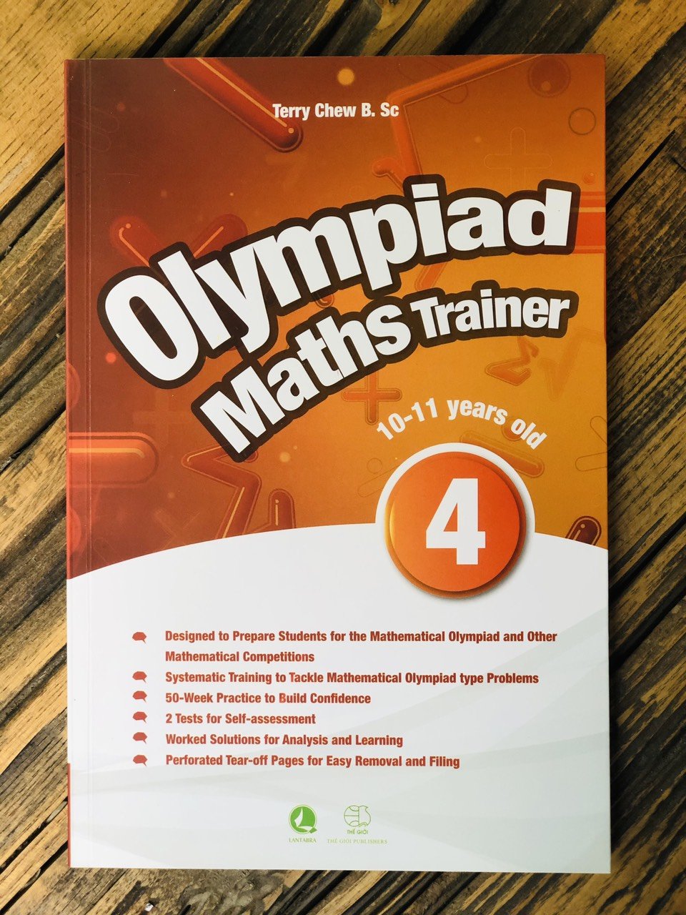 Sách: Olympiad Maths Trainer 4 - Luyện thi olympic toán quốc tế cho trẻ 9-10 tuổi - á Châu Books