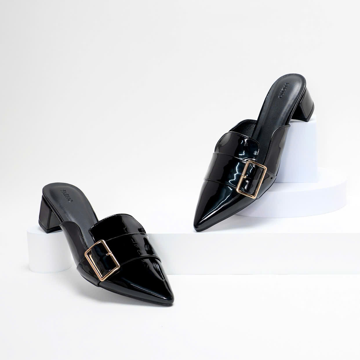 Giày cao gót thời trang 4cm PABNO mules mũi nhọn phối khóa PN22006