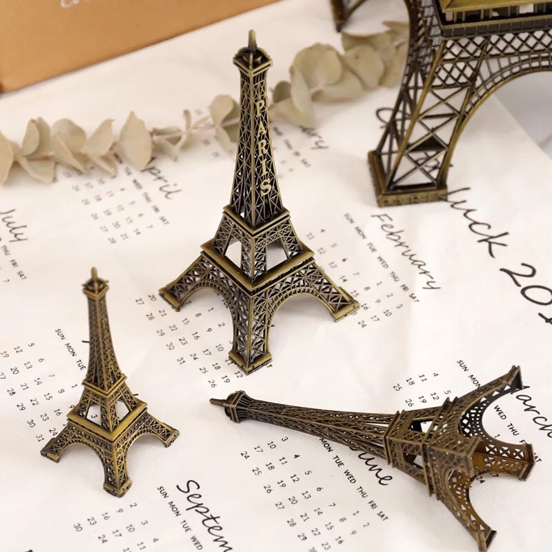 Mô hình Tháp Eiffel bằng Thép Không Gỉ cao 22 Cm