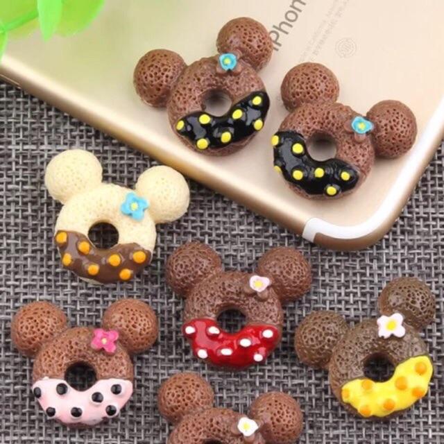 Charm - Bánh donut đầu Mickey