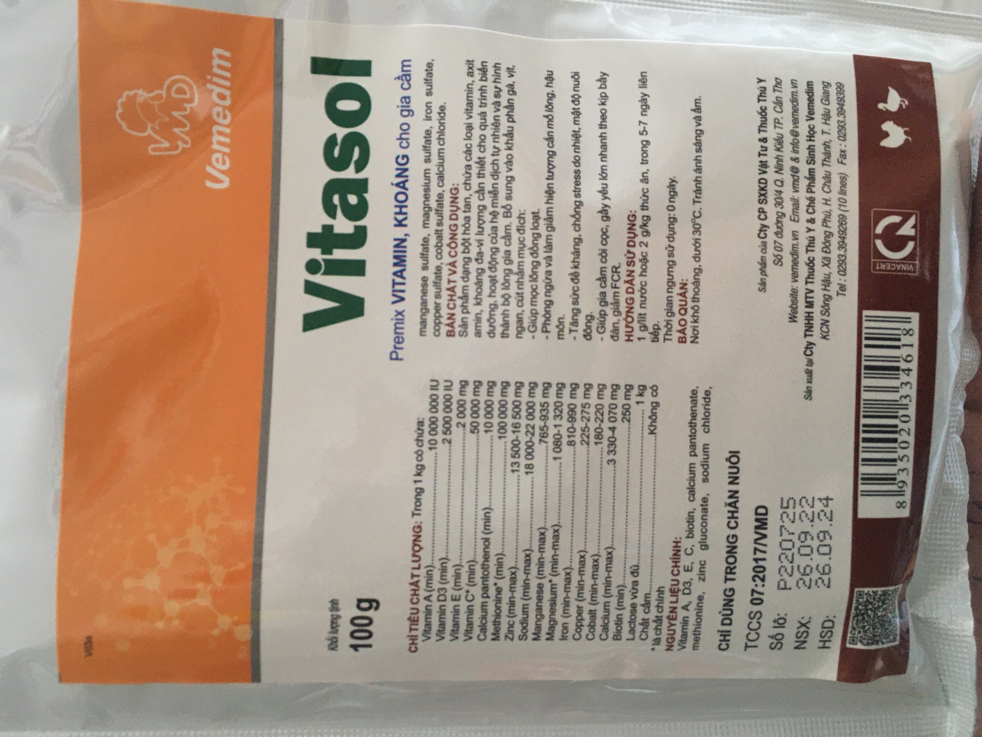 Vitasol  , khoáng cho gia cầm , kích mọc lông , chống cắn mổ, tăng trọng nhanh , làm gà vịt ngang ngỗng , cút khẻo mạnh bóng đẹp