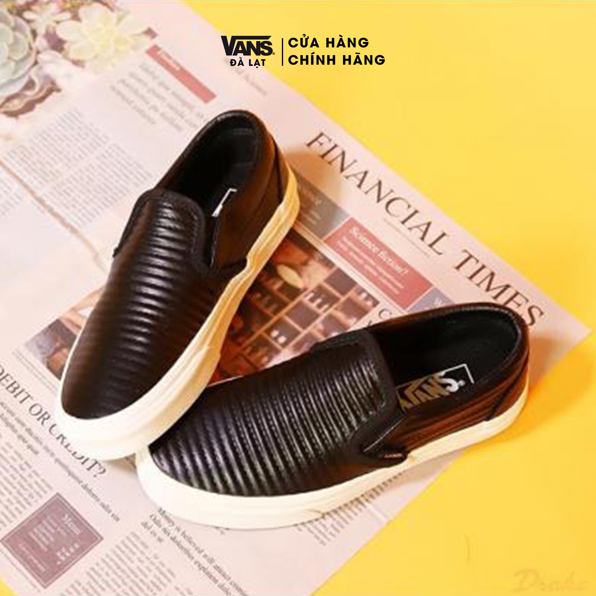 Giày Vans Sneaker nữ - VANS MOTO LEATHER CLASSIC SLIP-ON BLACK VN0A38F7OGG Giày slip on