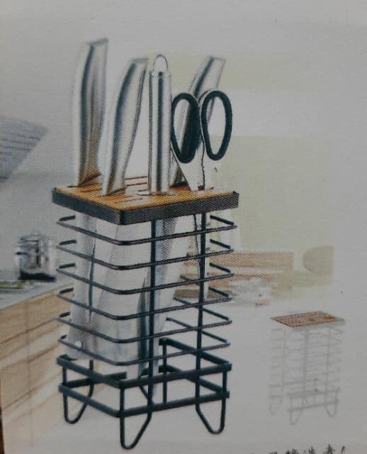 Kệ cắm dao kéo bằng thép đen mặt gỗ cao cấp