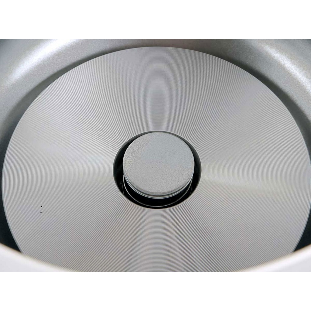 Nồi Cơm Nắp Gài Toshiba RC-10JFMVN - Hàng chính hãng