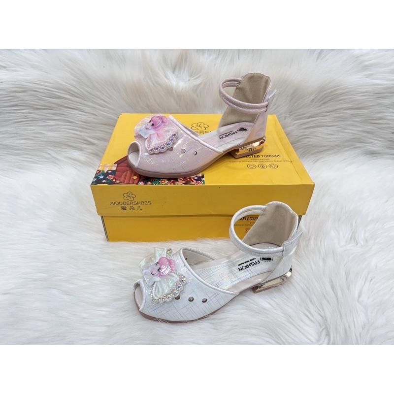 Sandal bé gái baby cho bé từ 5 tuổi trở lên hàng cao cấp