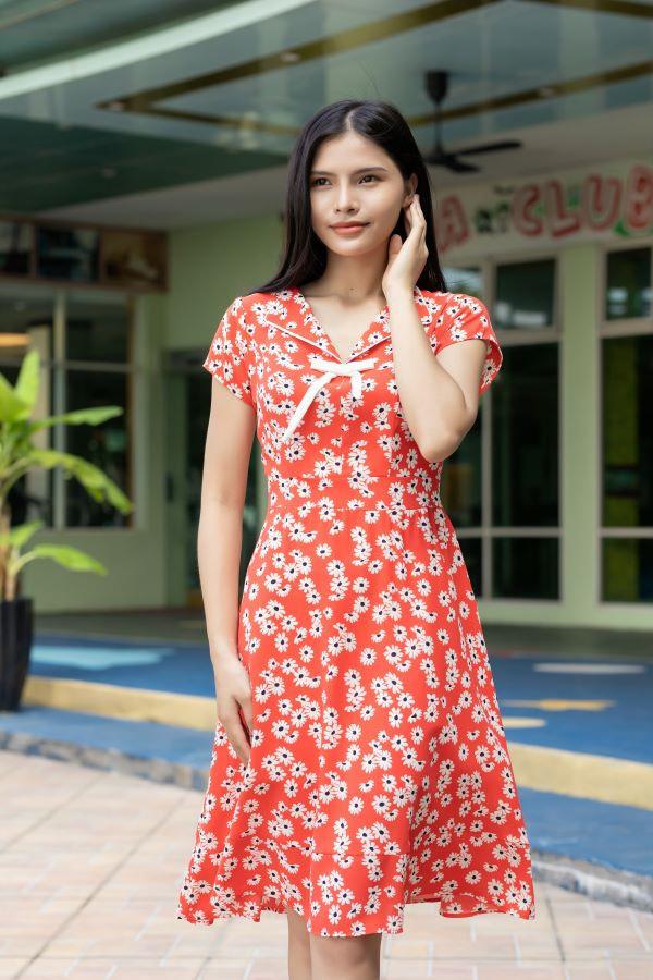Đầm xòe hoa cúc cột nơ màu đỏ cam EV15