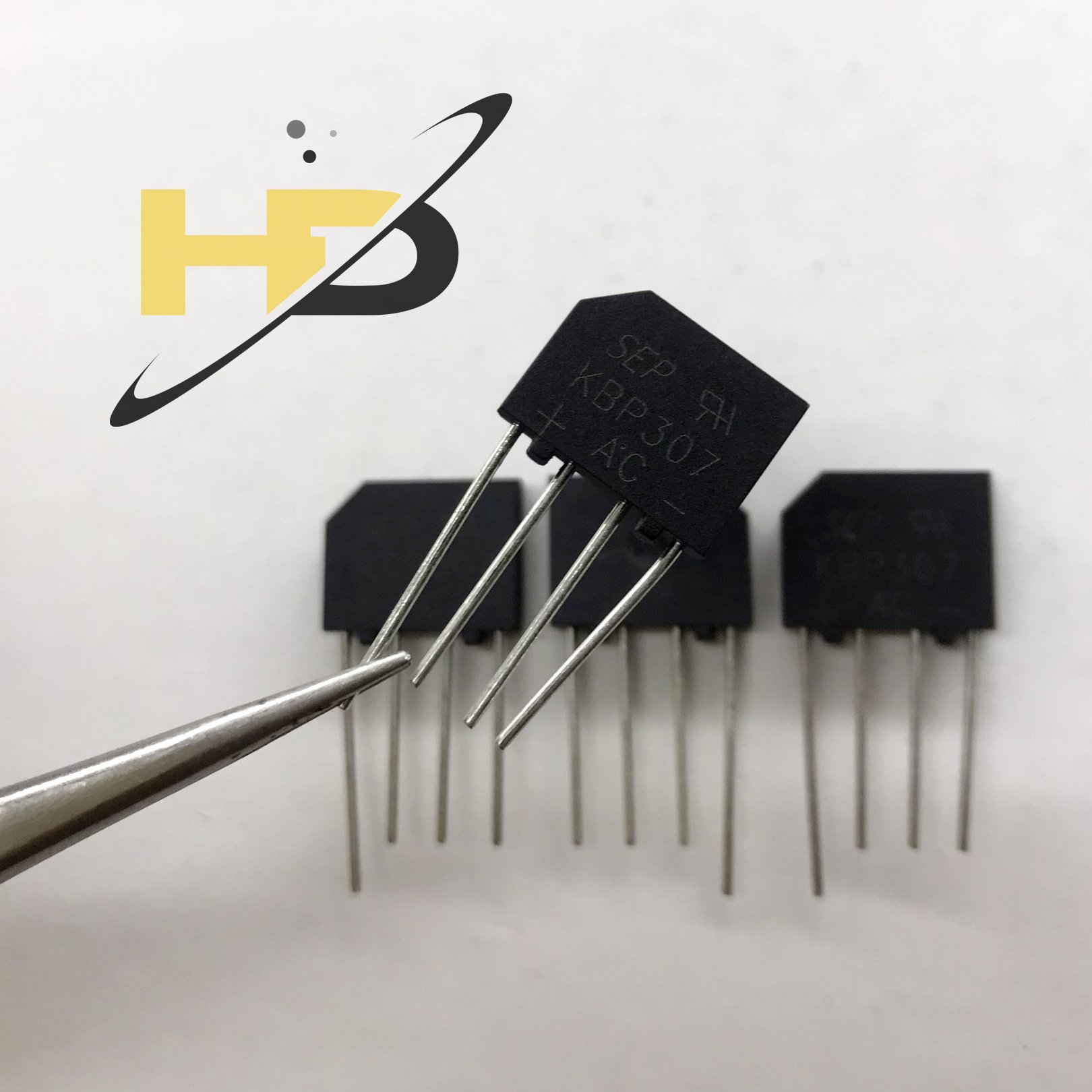 Diode Cầu Chỉnh Lưu KBP307 3A 700V Vuông