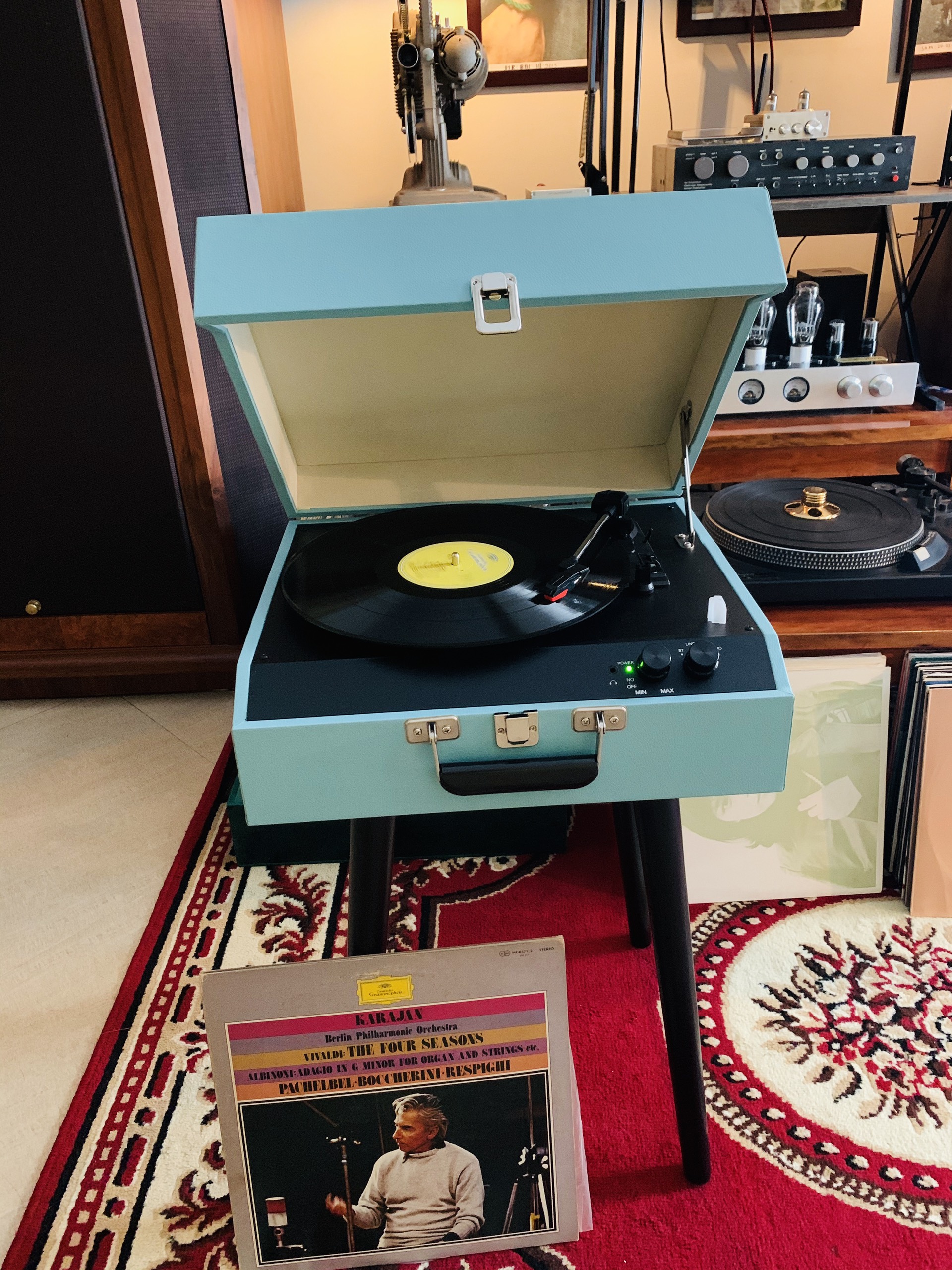 Đầu mâm than đa năng có chân đứng kiểu dáng vintage chất âm đĩa than LP vinyl Mộc mạc không cần amply có sẵn loa tự hành