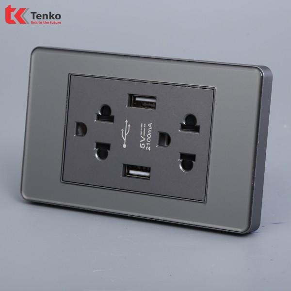 Ổ Điện Đôi 3 Chấu Có Cổng USB Sạc Nhanh 5V-2100mAh Màu Xám Mặt PVC Trong Chống Giật TENKO TK-C9-045