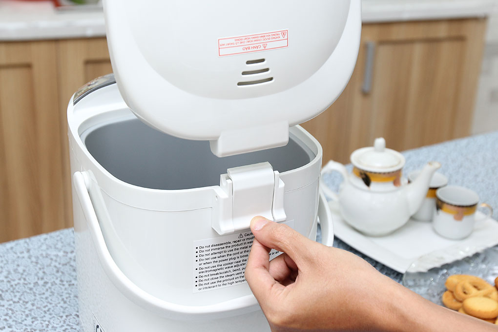 Bình thủy điện Toshiba PLK-45SFVN 4.5 lít - Hàng chính hãng