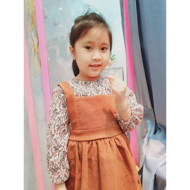 Set yếm dễ thương cho bé gái