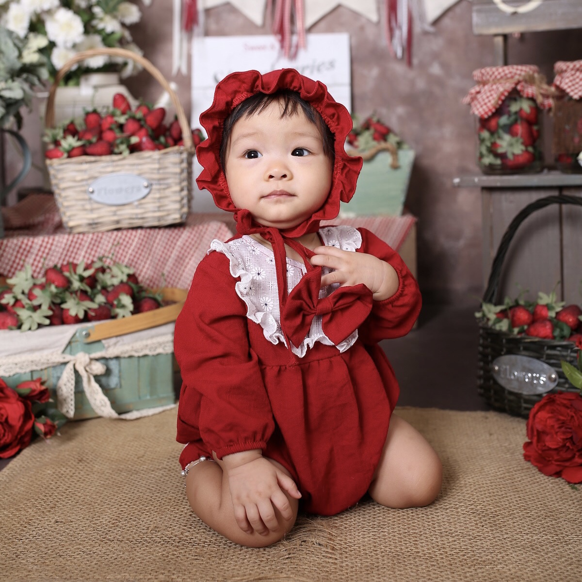 Body Đỏ Đô Kèm Quà Tặng Cho Bé