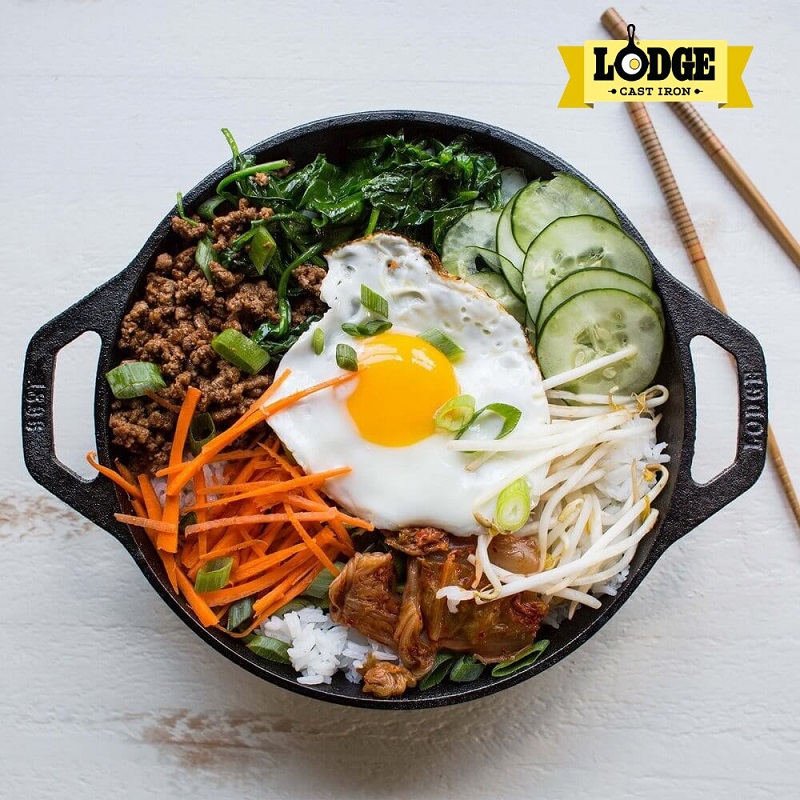 Chảo gang xào cỡ nhỏ Lodge hai tay cầm 16 cm - L6MW. Dùng chiên, xào, áp chảo thực phẩm, chiên cơm.