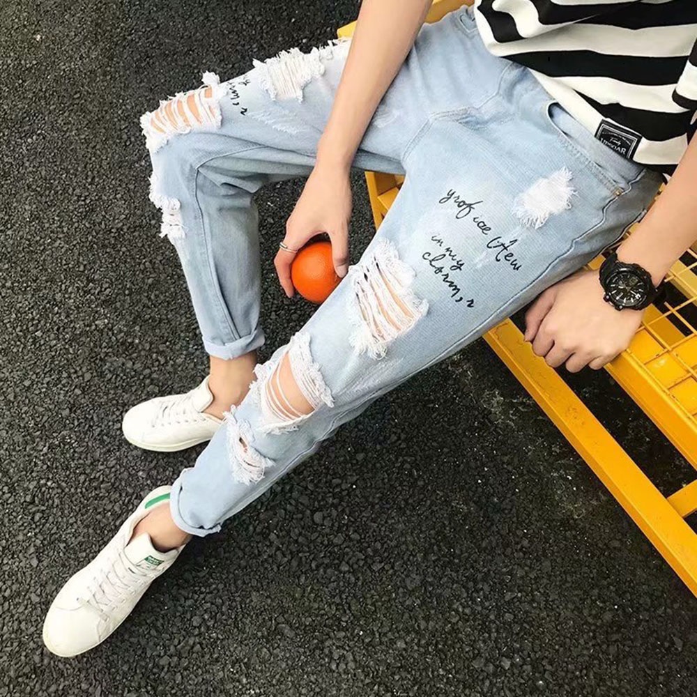 Quần jeans nam co dãn kiểu rách và thêu chữ đen săn lai thiết kế trẻ trung đơn điệu phá cách gồm 3 kích thước (M L XL) Julido mẫu QJN099701 phong cách hàn quốc