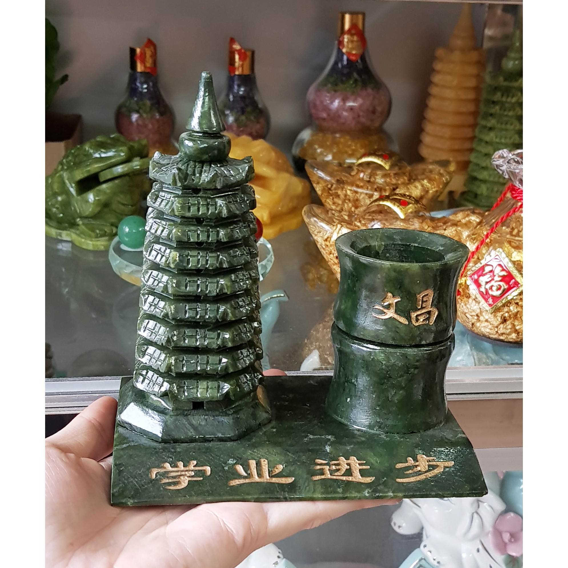 Tháp Văn Xương ống bút đá Lam Ngọc size 14cm
