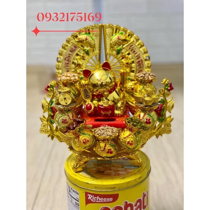 Tháp tỏi mèo vàng chiêu tài rước lộc