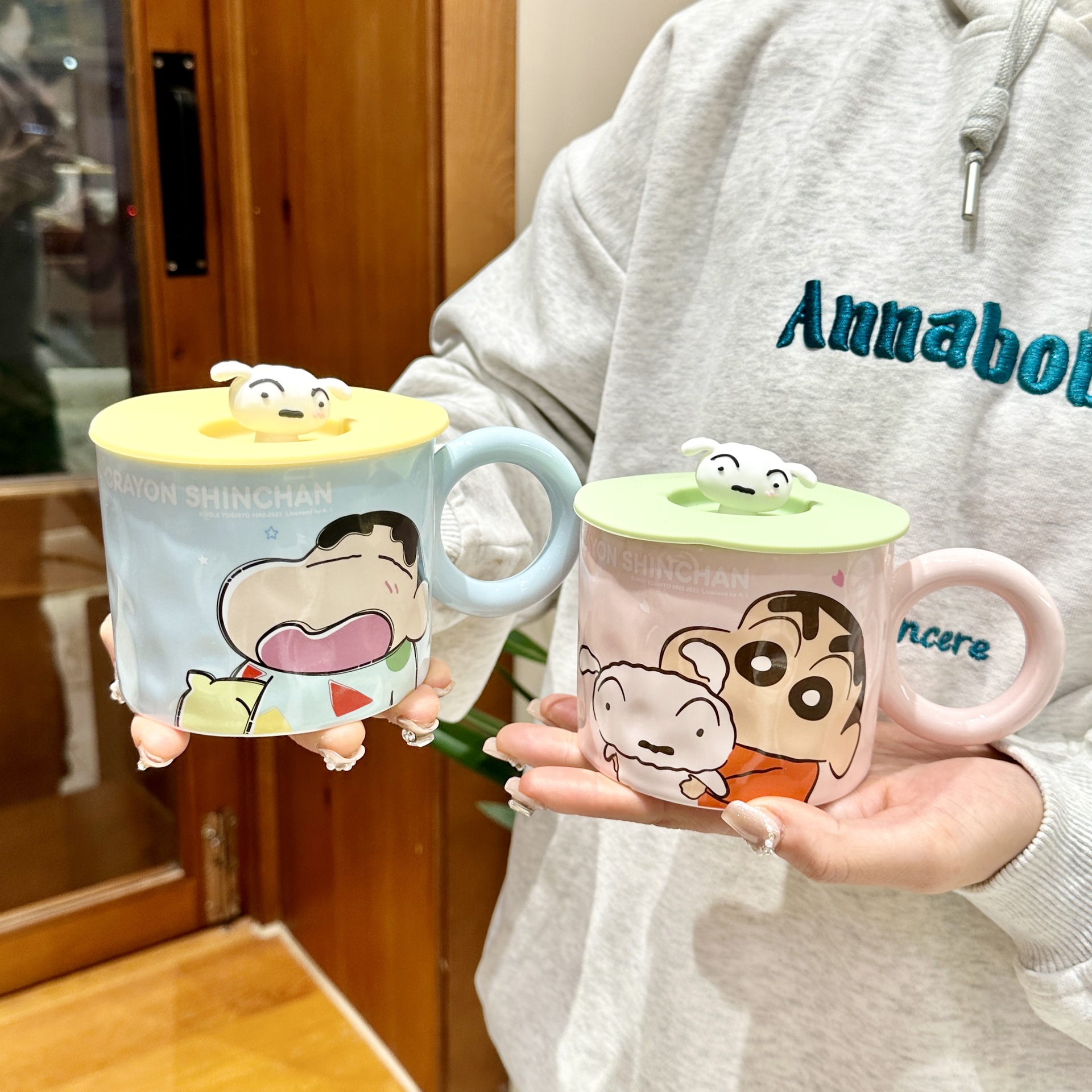 Ly Sứ Cao Cấp Hoạt Hình Crayon Shin Chan Thể Tích 400ml