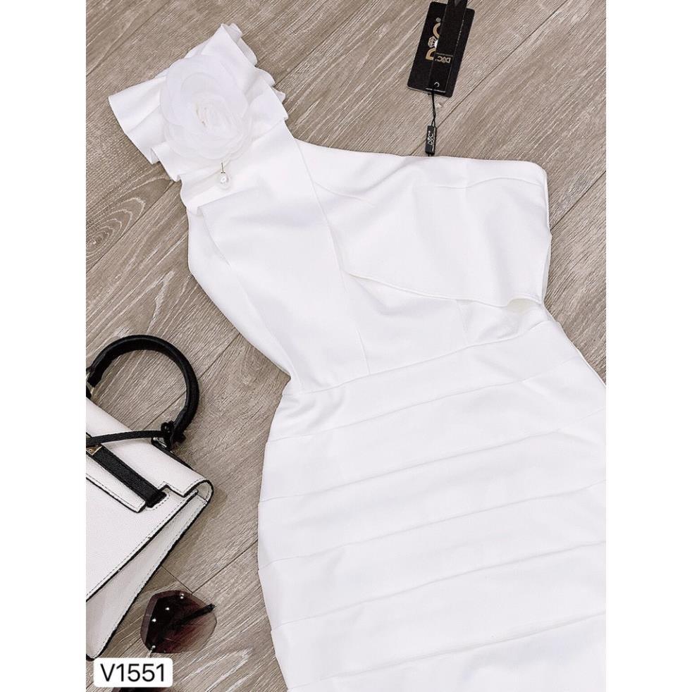 Váy trắng body hở vai V1551 - Đẹp Shop DVC - Kèm ảnh thật trải sàn do shop tự chụp
