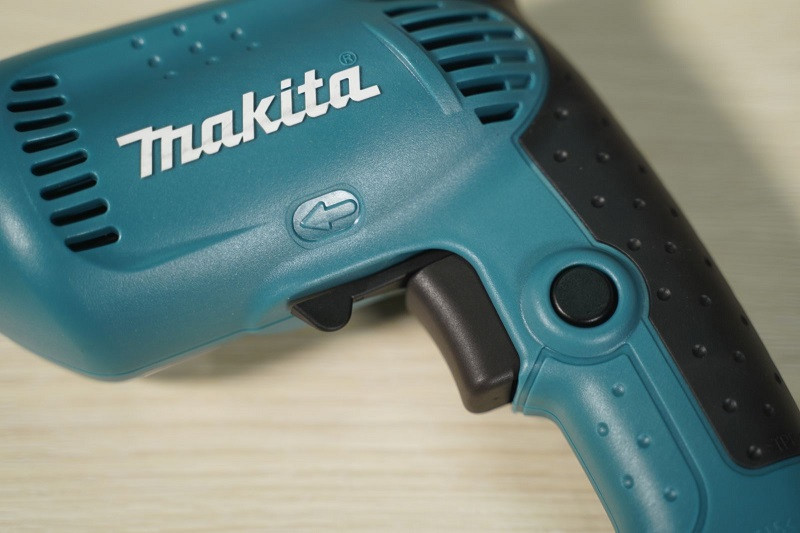 MÁY KHOAN MAKITA 6412 450W