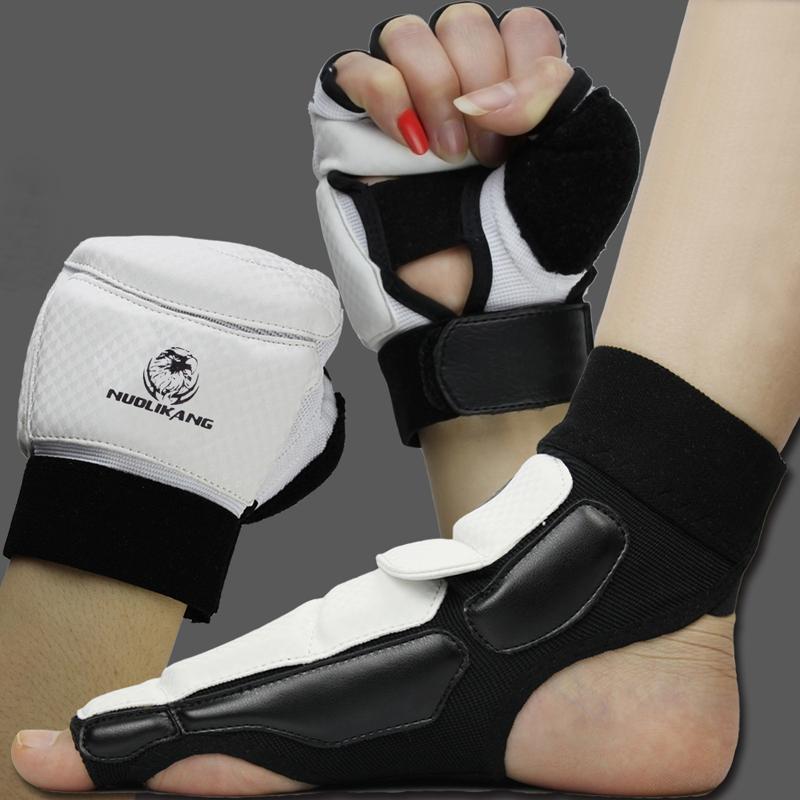 Găng tay thể thao chiến đấu trẻ em người lớn Taekwondo Boxing Sanda Huấn luyện Găng tay Color: Gloves Size: S 110-130cm