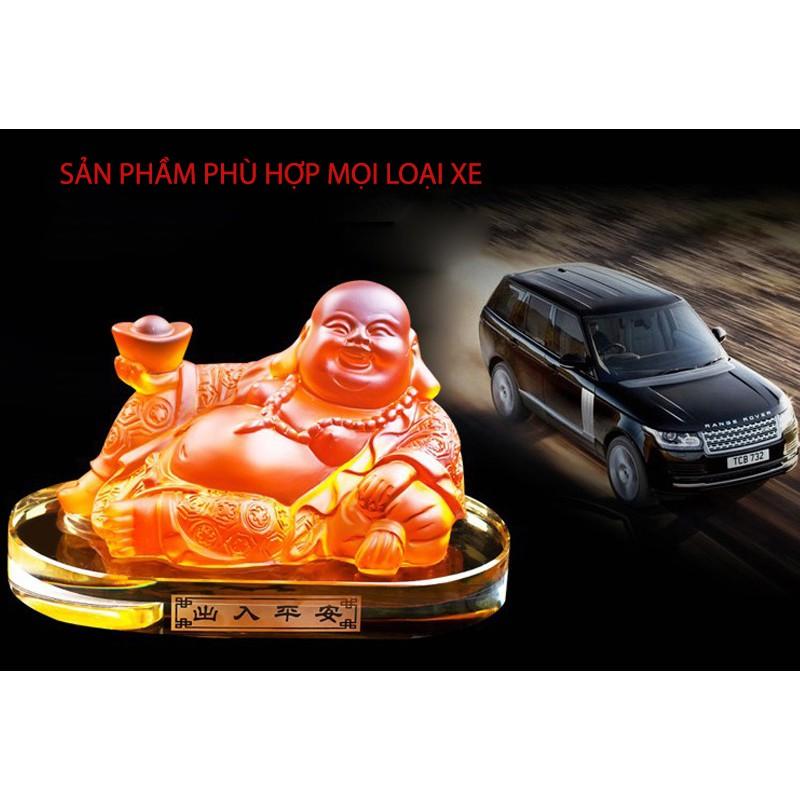 Tượng phật Di LẠc trên oto bằng hợp nhựa pha lê