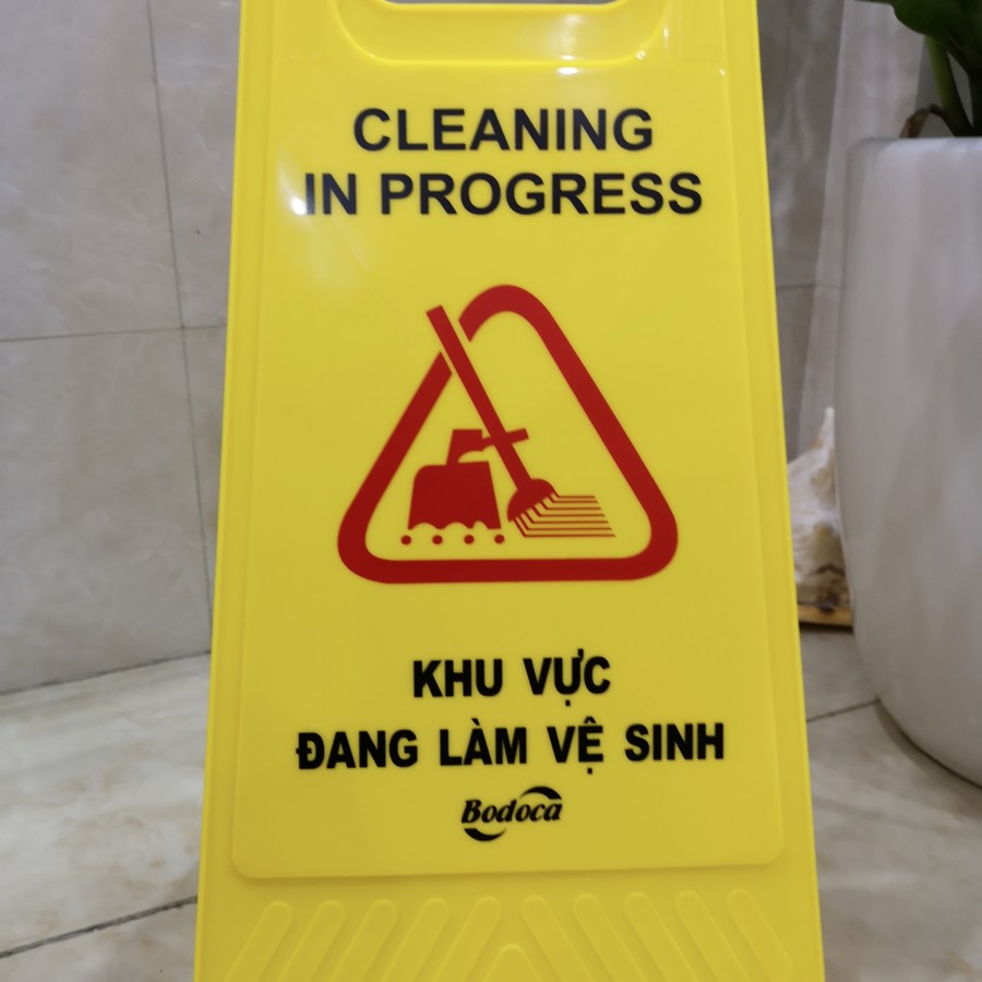 Biển báo khu vực đang làm vệ sinh AF03038 Bodoca