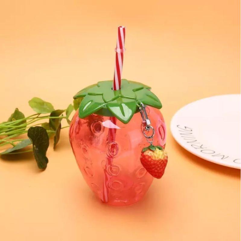 BÌNH ĐỰNG NƯỚC HÌNH QUẢ DÂU SIÊU RỂ THƯƠNG TẶNG KÈM MÓC KHÓA CỰC XINH