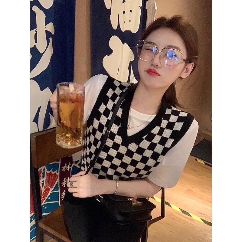 MS795 Áo gile len nữ kẻ caro cổ tim Hàn Quốc
