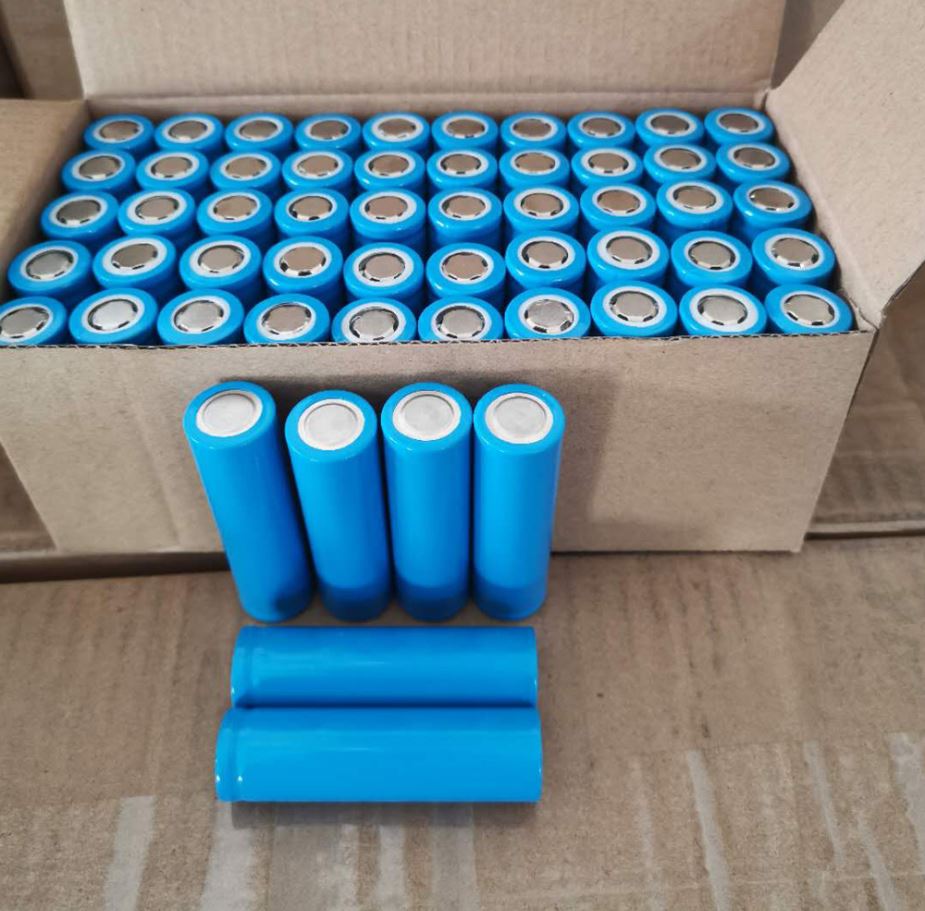 Pin sạc 18650 3,7V dụng lượng 2600mah