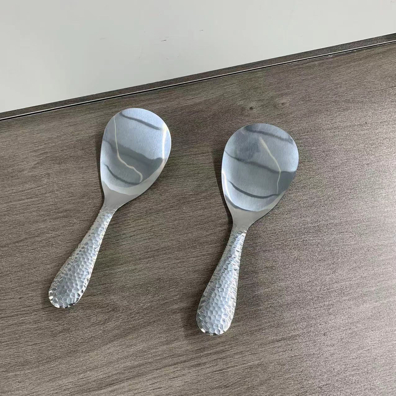 Muỗng thìa inox thép không gỉ rộng cán dập thời trang dùng để xới cơm quán ăn, nhà hàng và các bữa cơm gia đình