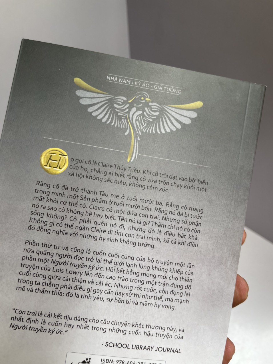 CON TRAI  – Lois Lowry – Mèo Xanh Biển dịch – Nhã Nam