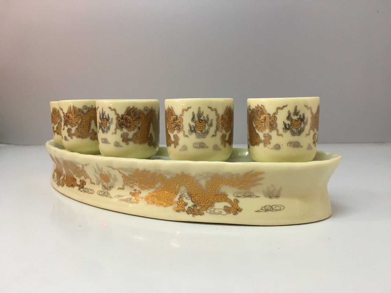 Khay chén cúng 5 ly , Đk: 24,5cm . Cao: 7cm