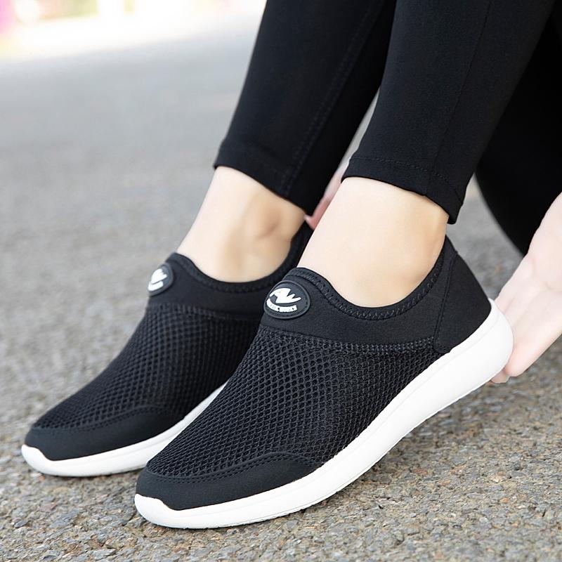 2020 Fashion women outdoor soft sole running sneakers casual breathable sport shoes