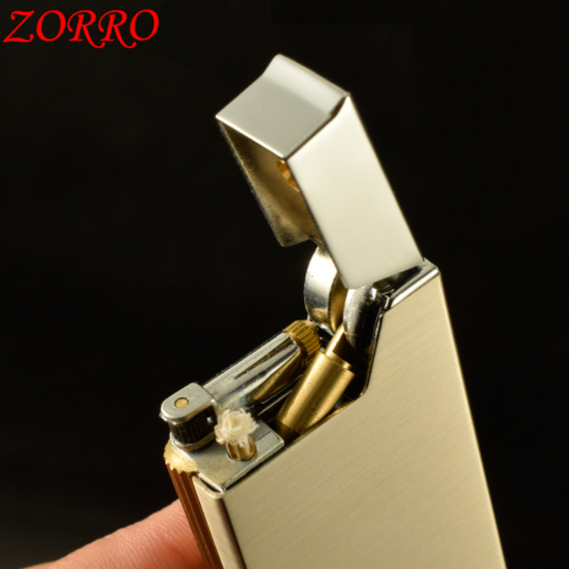 Hột Quẹt Bật Lửa Xăng Đá Zorro Z570 Thiết Kế Độc Lạ - Dùng xăng bấc đá cao cấp