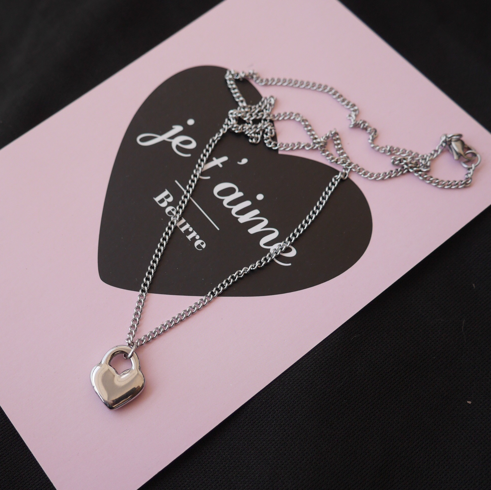 Dây chuyền nữ mặt trái tim trẻ trung