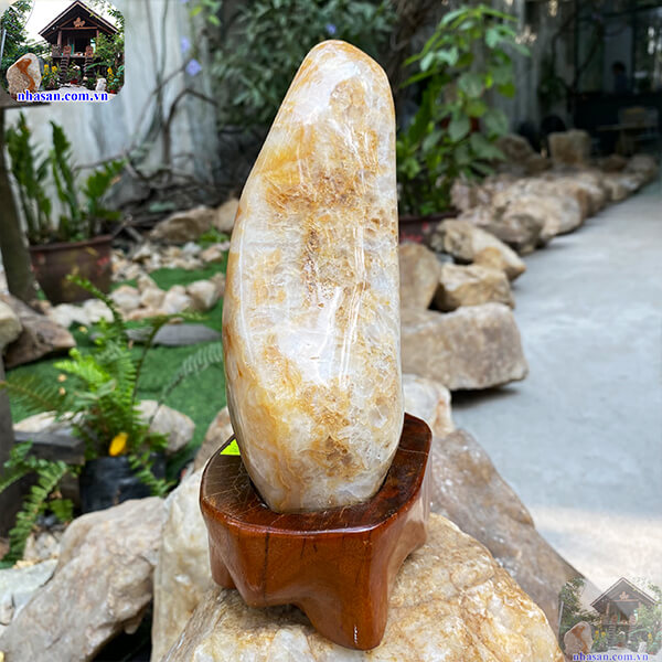 Thạch anh bông vàng giúp thu hút tài lộc-2.52kg - TAV139