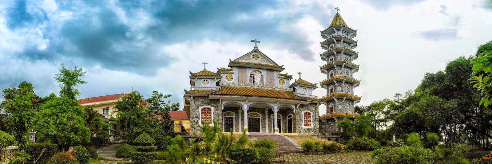 TOUR ĐÀ NẴNG - HỘI AN - HUẾ - BÀ NÀ - QUẢNG BÌNH 5N4Đ
