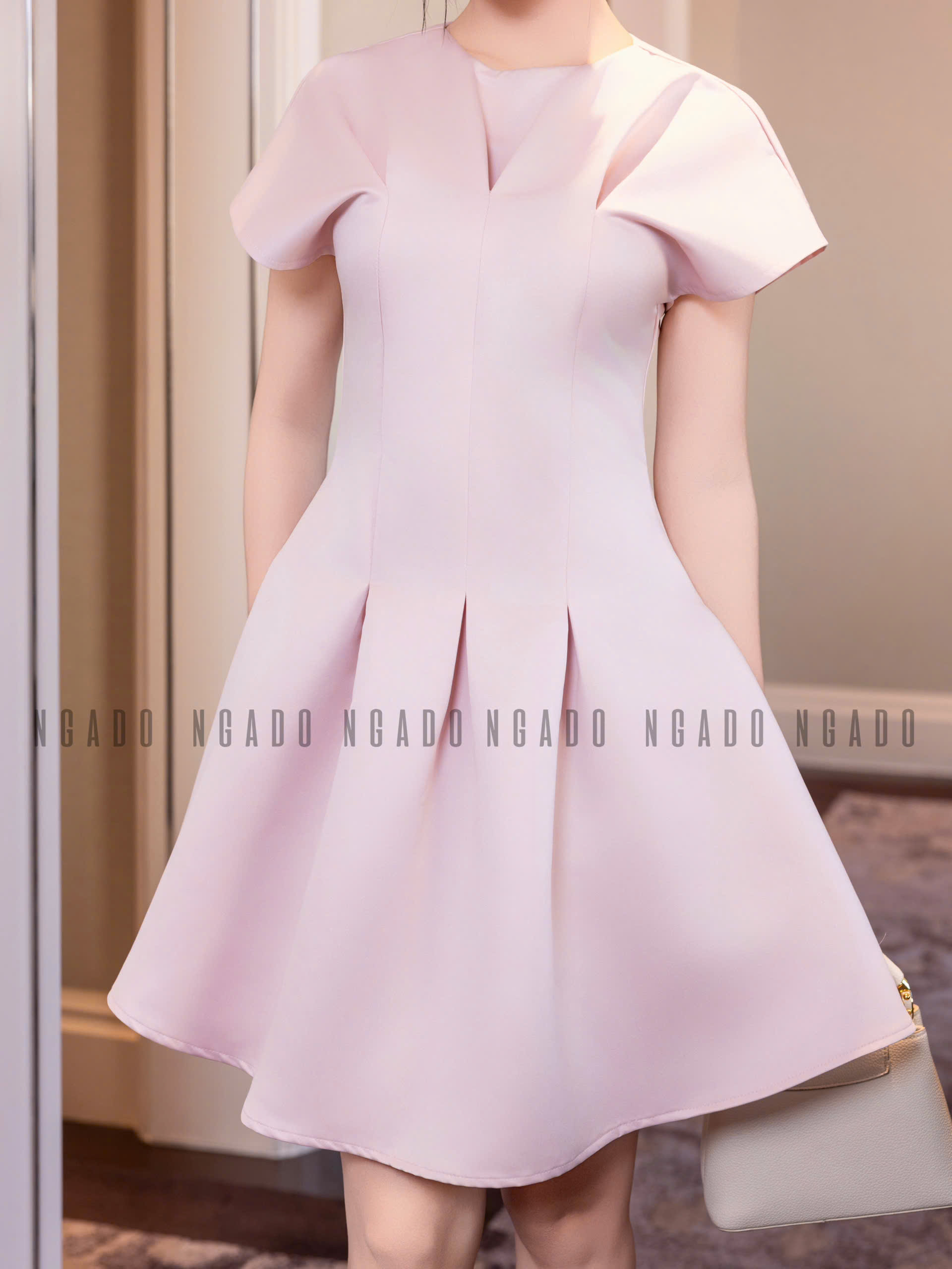 Đầm hồng xếp ly NGADO , đầm kiểu Nữ , đầm công sở , dự tiệc