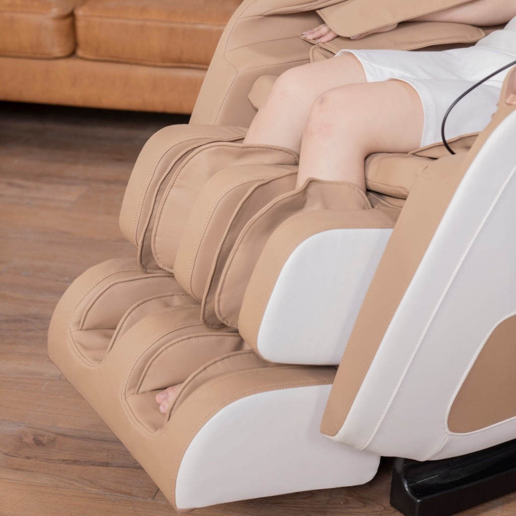 Ghế massage trị liệu toàn thân KAGAWA K86 công nghệ điểu khiển bằng giọng nói con lăn 3D cao cấp