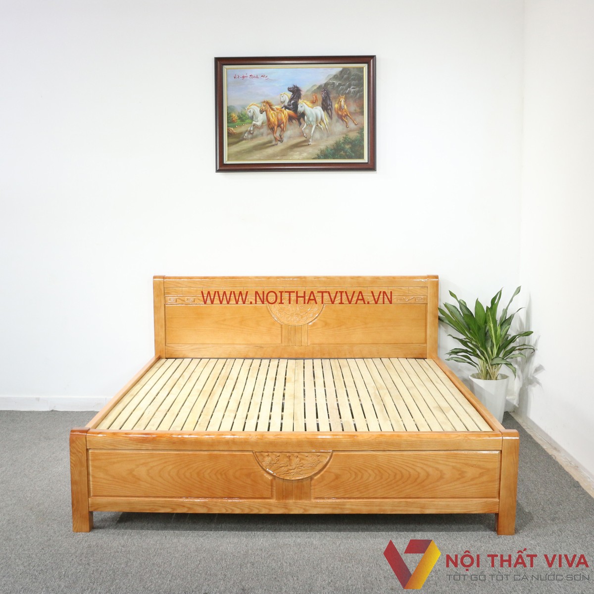 Giường Ngủ Gỗ Sồi Chân Cao Chạm Hoa Văn Đẹp Giá Rẻ