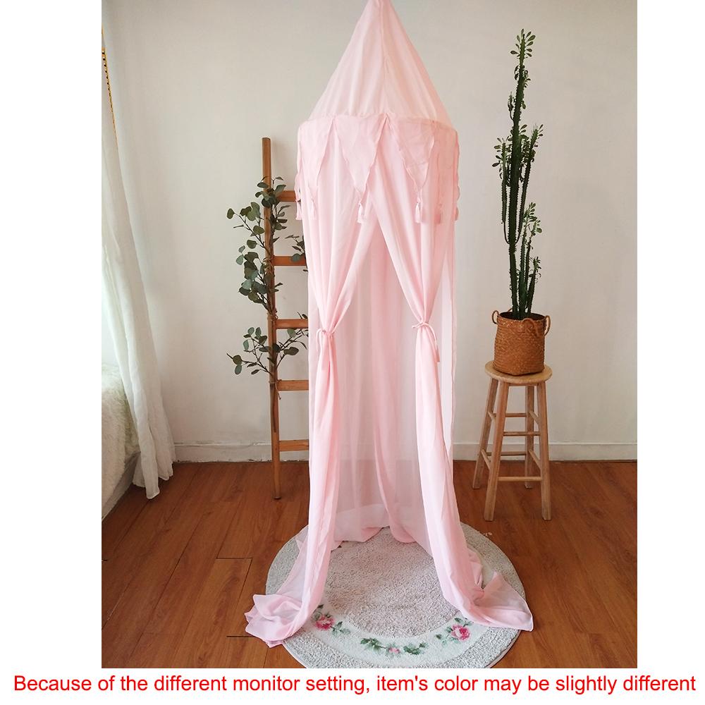 Lều treo công chúa tua rua trang trí phòng trẻ