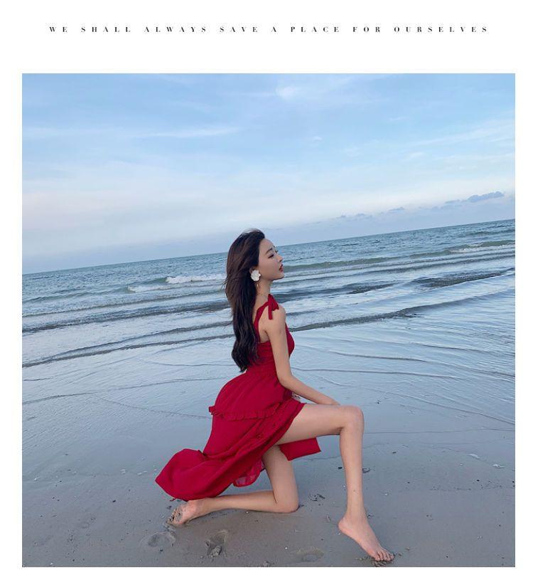 DONGSHOP Red Sling Dress Design Sense Little French Vintage Beach Dress Đối với phụ nữ đi biển kỳ nghỉ mùa hè 2023