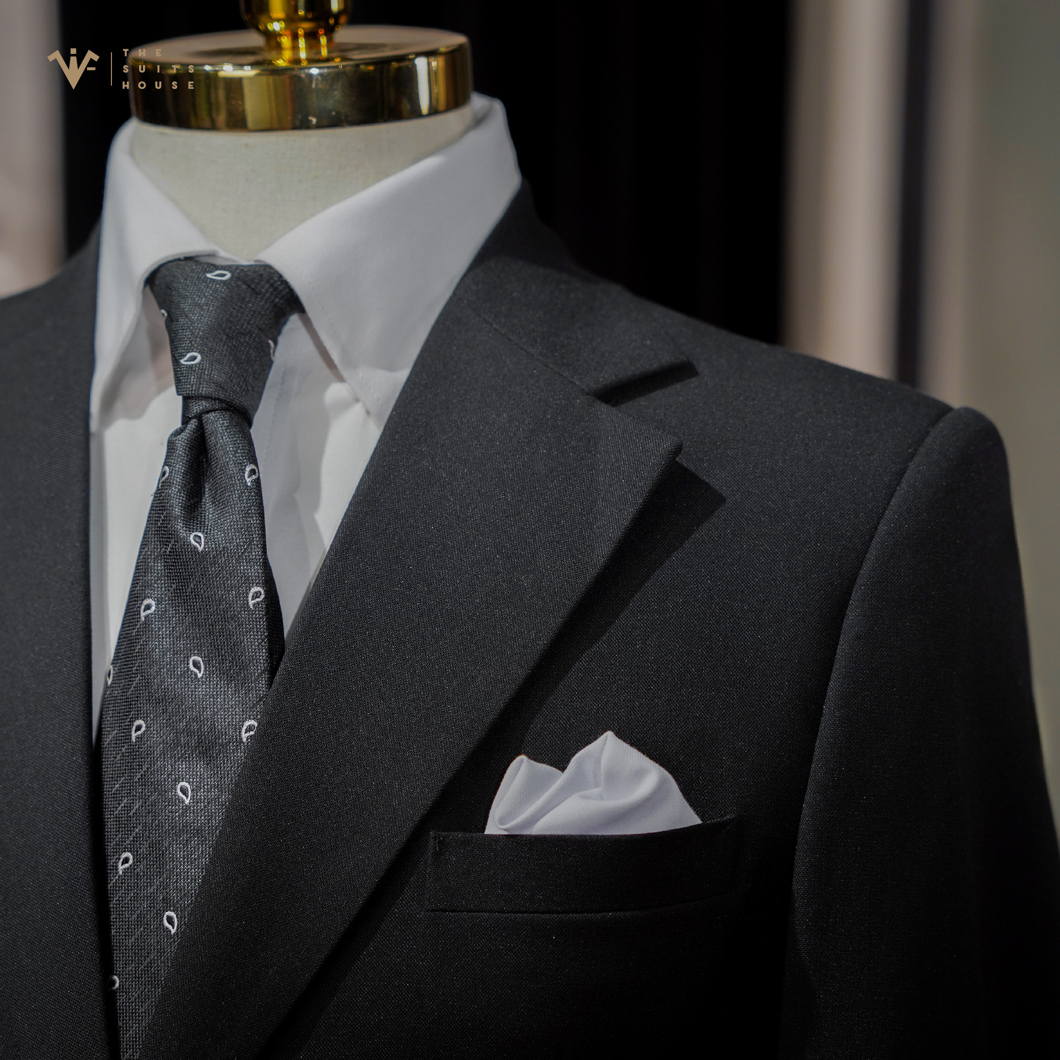 [CLASSY 1] Nguyên bộ suits 2 mảnh ĐEN 2 KHUY 3 TÚI, vải cashmere, form chuẩn
